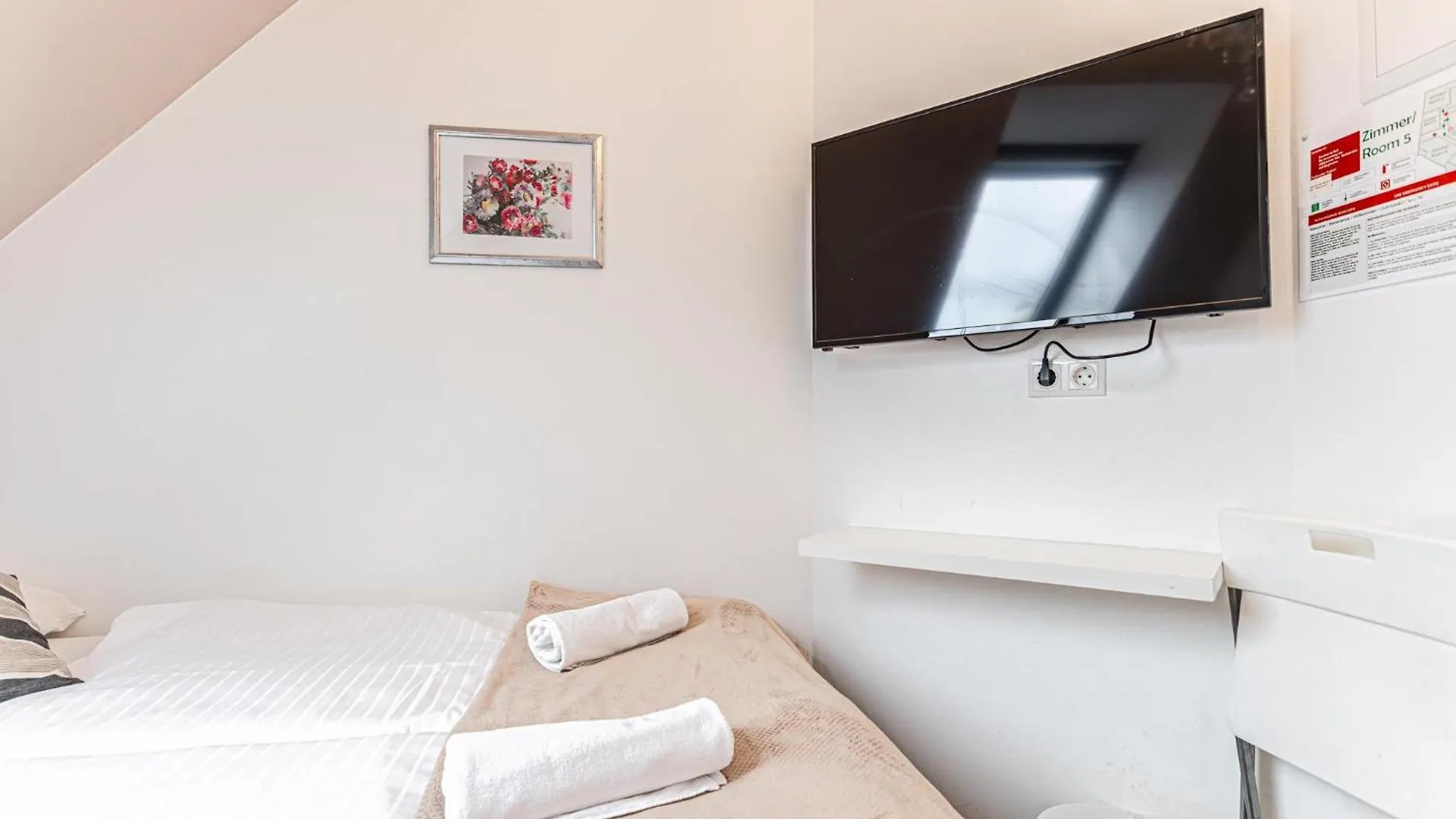 ** Hotel Hauptbahnhof Boutique Rooms - Virtual Reception & Self-Checkin Viena Austria